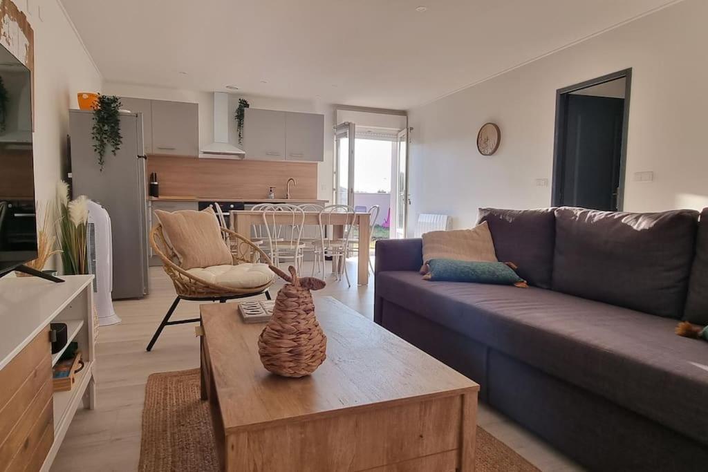 Holiday home Maison Au Calme Entre Collegues Ou Famille - La Boheme - *